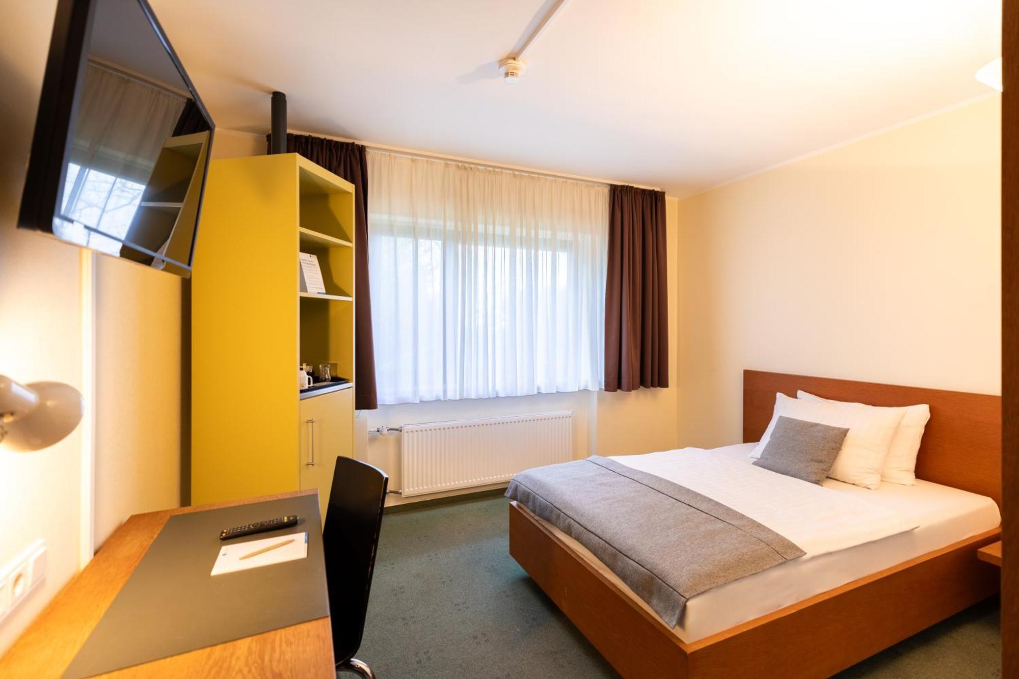 Select Hotel Silence Garden Koeln Esterno foto